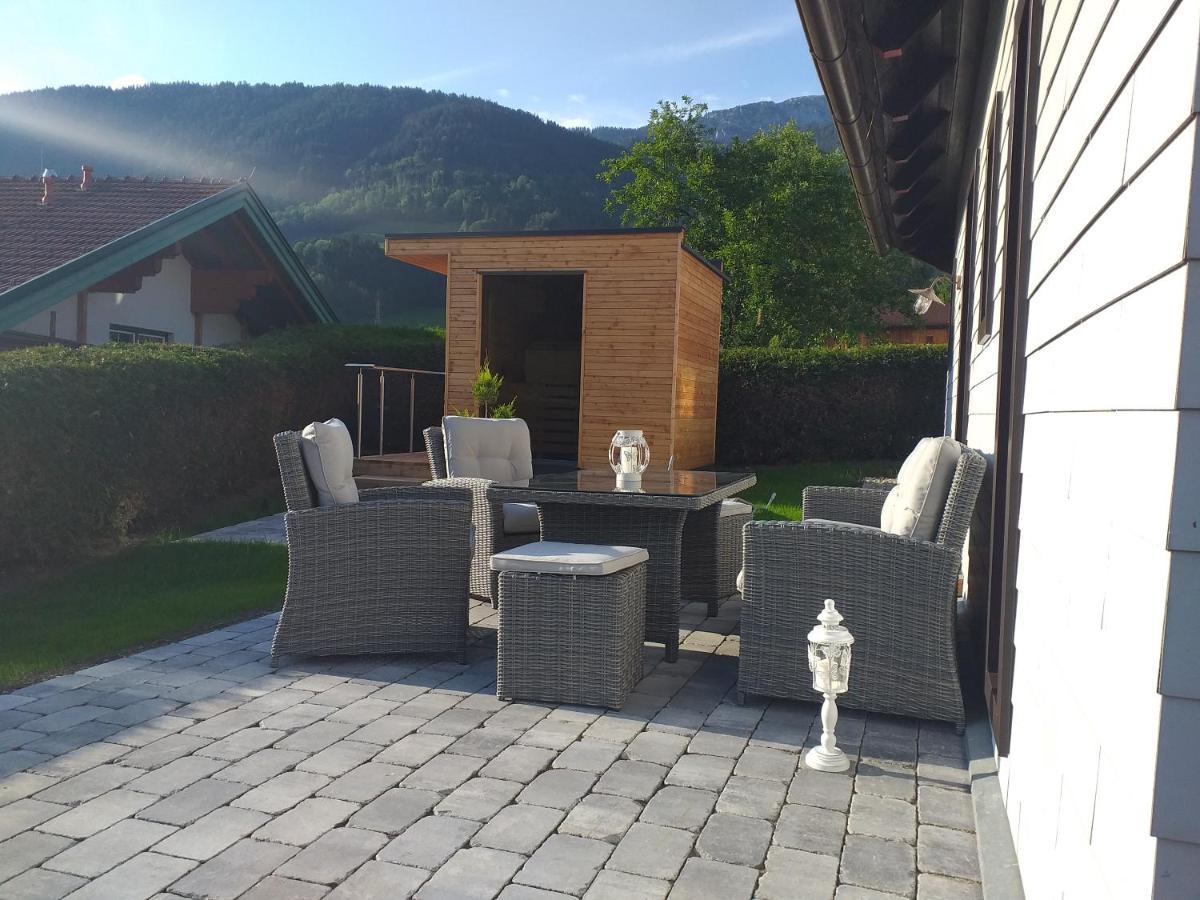 Chalet Am See - By Mynests Aich  Zewnętrze zdjęcie